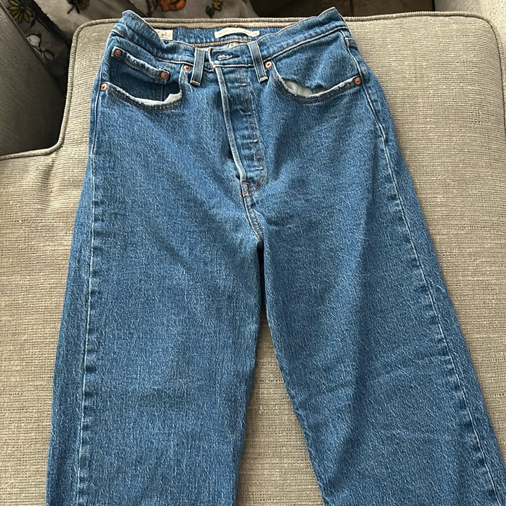 Levi rib cage straight pants